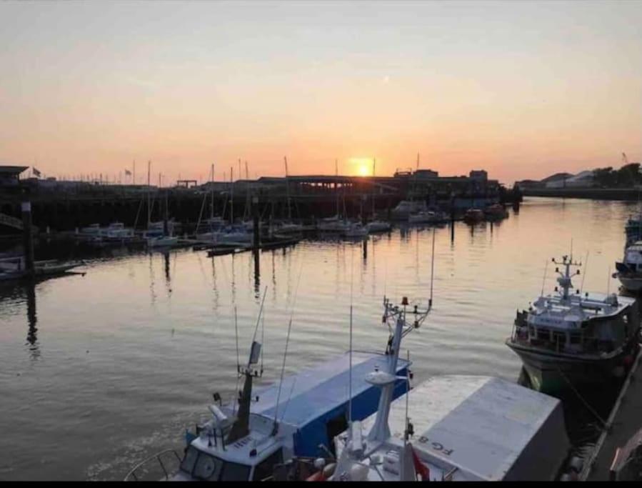 L'Amazonia : Face A La Basilique Parking Gratuit Appartement Boulogne-sur-Mer Buitenkant foto